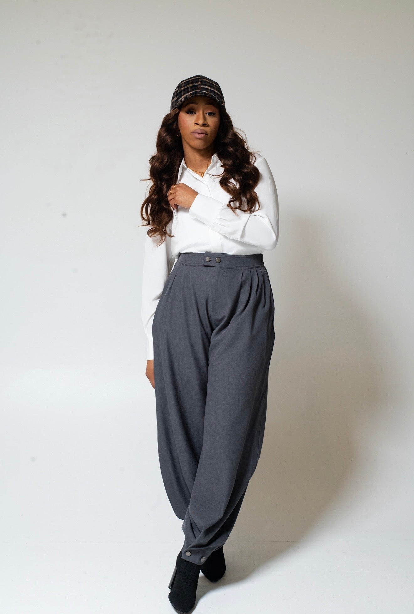 Atelier Woven Barrel Slacks