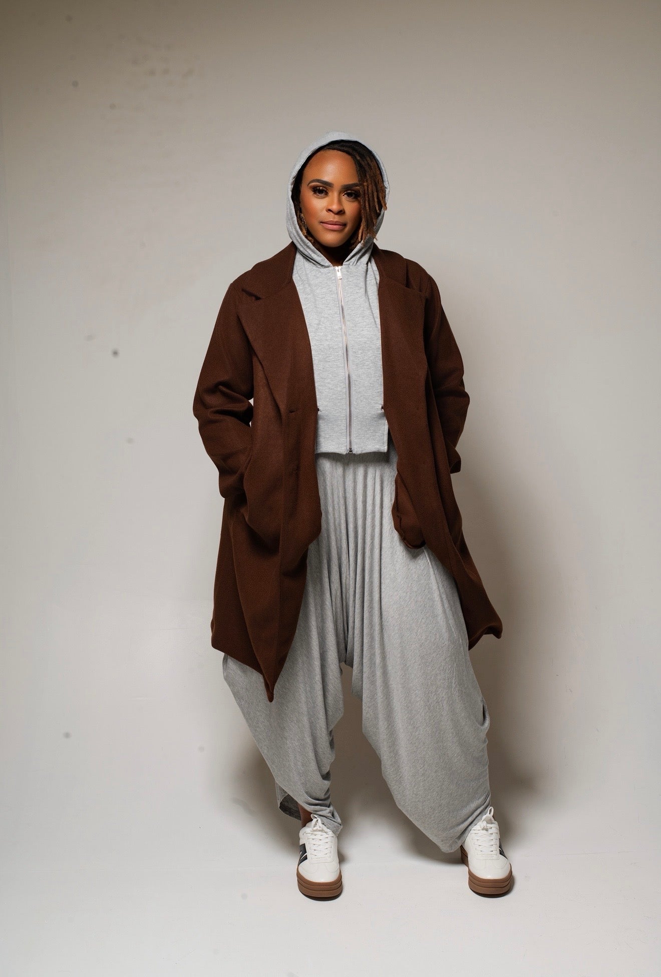 CONTRASTING HOODIE COAT